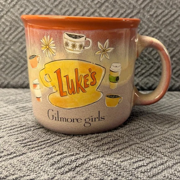 Gilmore Girls Ceramic Camper Mug with Luke's Diner Logo - Picture 2 of 9